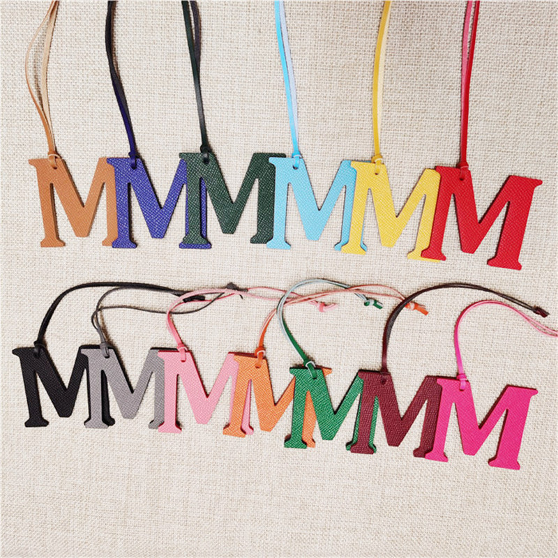 Monogram Keychain Leather - XMESSUN Neuer Englischer Buchstabe M Charm