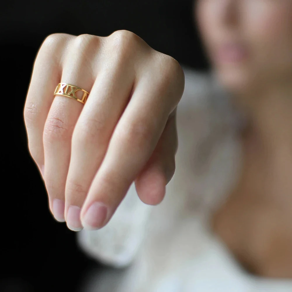 Personalisierter offener Ring  – Initial Ring Custom Bewertung und Preis